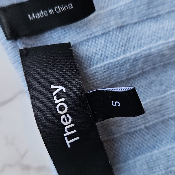 Theory Light Blue Ribbed V-Neck Cashmere Sweater S - Picture 4 of 7